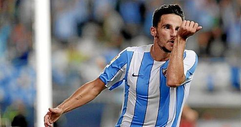Juan Carlos cayó lesionado en el último partido del año 2015 ante el Levante en el Ciudad de Valencia. Juan Carlos cayó lesionado en el último partido del año 2015 ante el Levante en el Ciudad de Valencia.