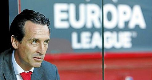 Unai Emery, en el banquillo del Sánchez Pizjuán ante el Shakhtar. Unai Emery, en el banquillo del Sánchez Pizjuán ante el Shakhtar.