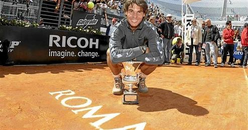Nadal es siete veces campeón en la tierra batida del Foro Itálico. Nadal es siete veces campeón en la tierra batida del Foro Itálico.