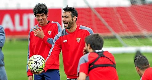 Iborra, durante un entrenamiento en la ciudad deportiva. Iborra, durante un entrenamiento en la ciudad deportiva.
