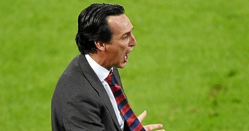 Emery, feliz tras el triunfo. Emery, feliz tras el triunfo.