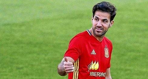 Cesc Fábregas durante un entrenamiento con la selección. Cesc Fábregas durante un entrenamiento con la selección.
