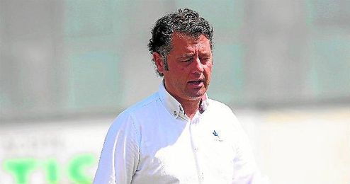 Paco Cala cumplirá su cuarta temporada con el Antoniano. Paco Cala cumplirá su cuarta temporada con el Antoniano.