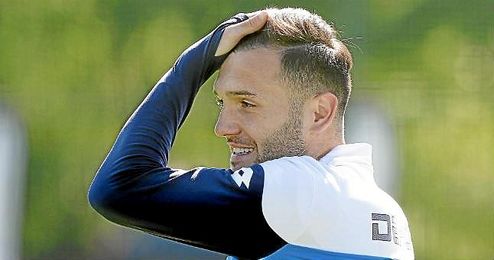Los goles de Lucas Pérez han llamado la atención de los equipos Champions. Los goles de Lucas Pérez han llamado la atención de los equipos Champions.