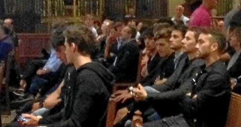 Algunos pilotos españoles del mundial de motociclismo, en el funeral e Luis Salom. Algunos pilotos españoles del mundial de motociclismo, en el funeral e Luis Salom.