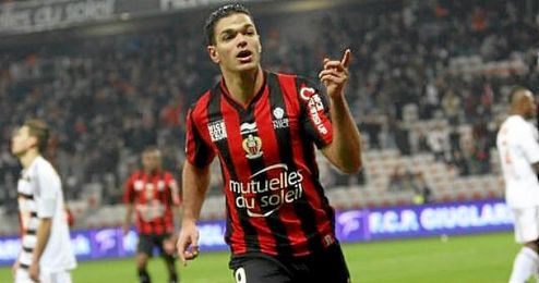 Ben Arfa (29) ha recuperado su mejor nivel esta temporada en el Niza de Puel. Ben Arfa (29) ha recuperado su mejor nivel esta temporada en el Niza de Puel.
