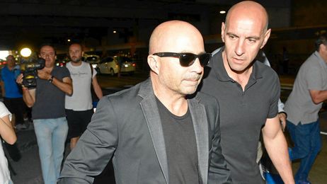 Sampaoli, recibido por Monchi. Sampaoli, recibido por Monchi.