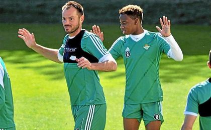Heiko Westermann cree que puede ayudar al Betis la temporada próxima. Heiko Westermann cree que puede ayudar al Betis la temporada próxima.