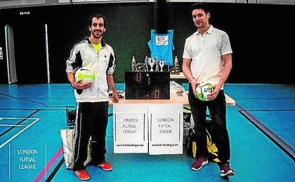 David González y Chechu Rama, que apostaron por impulsar el fútbol sala en el Reino Unido. David González y Chechu Rama, que apostaron por impulsar el fútbol sala en el Reino Unido.