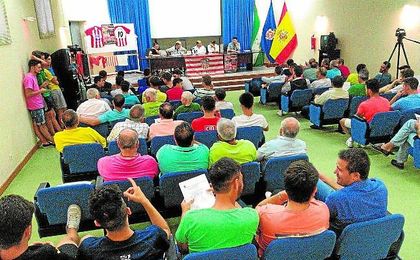 Imágenes de la presentación de ayer Imágenes de la presentación de ayer