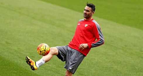 Iborra quiere seguir siendo importante en el Sevilla, pero si decide salir, tendrá dónde elegir. Iborra quiere seguir siendo importante en el Sevilla, pero si decide salir, tendrá dónde elegir.