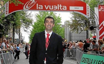 Javier Guillen: "El que sabe de ciclismo sabe bien que estaremos ante las dos etapas decisivas". Javier Guillen: "El que sabe de ciclismo sabe bien que estaremos ante las dos etapas decisivas".