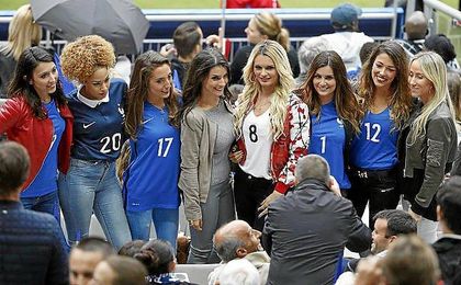 Parejas de varios futbolistas de la selección francesa durante esta Eurocopa. Parejas de varios futbolistas de la selección francesa durante esta Eurocopa.