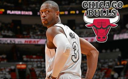 Wade vuelve al equipo de su infancia tras trece años y un anillo con los Heat. Wade vuelve al equipo de su infancia tras trece años y un anillo con los Heat.