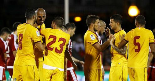 El Sevilla celebra uno de sus goles. El Sevilla celebra uno de sus goles.
