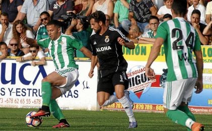 Imagen del partido entre Balona y Betis. Imagen del partido entre Balona y Betis.
