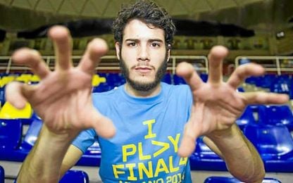 Alex Abrines firmará por 3 años con un contrato de 12,8 millones de dólares. Alex Abrines firmará por 3 años con un contrato de 12,8 millones de dólares.