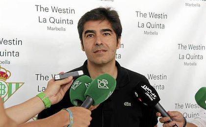 Ángel Haro ha comparecido este mediodía en Marbella. Ángel Haro ha comparecido este mediodía en Marbella.