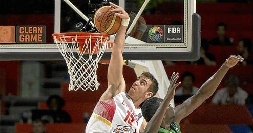 Claver se convierte en el traspaso más caro de la historia del Valencia Claver se convierte en el traspaso más caro de la historia del Valencia