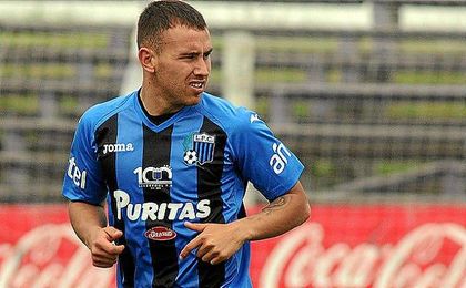 El punta puede que haya utilizado el nombre del Betis para sacar mejores réditos en su traspaso. El punta puede que haya utilizado el nombre del Betis para sacar mejores réditos en su traspaso.