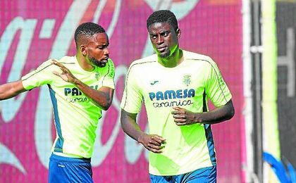 El fichaje de N´Diaye por el Villarreal ha dejado unas carencias en el centro del campo verdiblanco que el club quiere paliar. El fichaje de N´Diaye por el Villarreal ha dejado unas carencias en el centro del campo verdiblanco que el club quiere paliar.