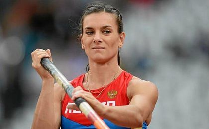 Isinbayeva ve como a sus 34 años se alejan sus opciones de volver a formar parte de un entramado olímpico. Isinbayeva ve como a sus 34 años se alejan sus opciones de volver a formar parte de un entramado olímpico.