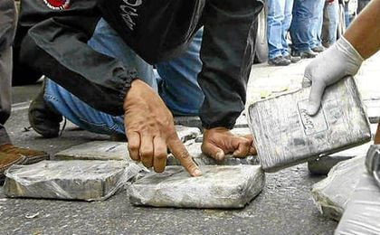 Panelas contenedoras de cocaína. Panelas contenedoras de cocaína.