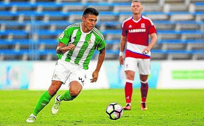 El colombiano podría marcharse unos meses al Nuevo Colombino, para regresar a principios de 2017. El colombiano podría marcharse unos meses al Nuevo Colombino, para regresar a principios de 2017.