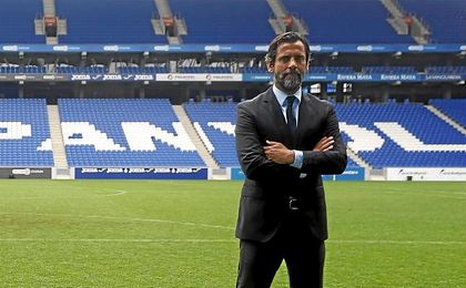 Quique, el día de su presentación con el Espanyol. Quique, el día de su presentación con el Espanyol.