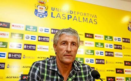 Quique Setién comparece ante los medios. Quique Setién comparece ante los medios.