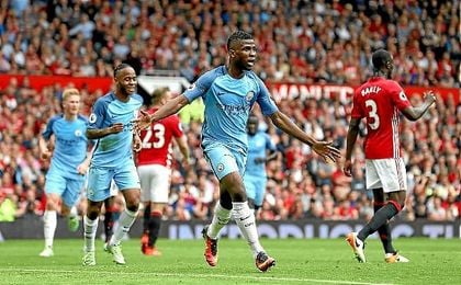 Iheanacho celebra el segundo gol del City en Old Trafford. Iheanacho celebra el segundo gol del City en Old Trafford.
