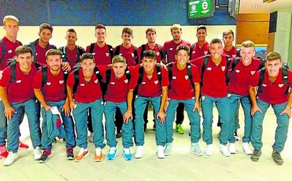La expedición del División de Honor Juvenil, antes de partir hacia Turín. La expedición del División de Honor Juvenil, antes de partir hacia Turín.