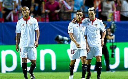 Samir Nasri celebra el gol anotado por Ben Yedder ante el Lyon. Samir Nasri celebra el gol anotado por Ben Yedder ante el Lyon.
