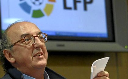 Roures: ""Lo que pedimos es que Rojadirecta deje de piratear los contenidos de terceros y se enriquezcan a costa nuestra". Roures: ""Lo que pedimos es que Rojadirecta deje de piratear los contenidos de terceros y se enriquezcan a costa nuestra".