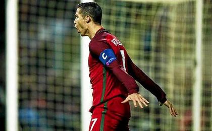 El futbolista del Madrid, celebrando uno de sus 4 tantos. El futbolista del Madrid, celebrando uno de sus 4 tantos.