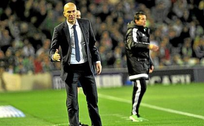 El Madrid de Zidane sólo pudo empatar a uno el pasado curso ante el Betis de Juan Merino. El Madrid de Zidane sólo pudo empatar a uno el pasado curso ante el Betis de Juan Merino.