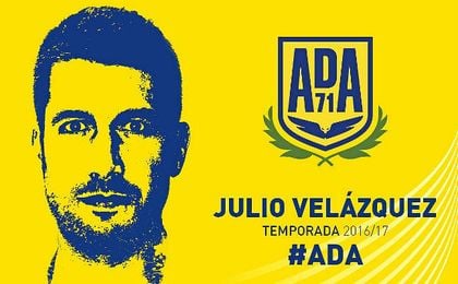 Julio Velázquez sustituye a Contra. Julio Velázquez sustituye a Contra.
