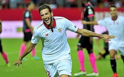 El ´Mudo´ celebra el gol que anotó ante el Espanyol. El ´Mudo´ celebra el gol que anotó ante el Espanyol.