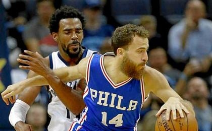Sergio Rodriguez se marchó del encuentro sin anotar pero liderando a su equipo en asistencias. Sergio Rodriguez se marchó del encuentro sin anotar pero liderando a su equipo en asistencias.