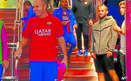 Aleix Vidal, ayer, en el túnel de vestuarios. Aleix Vidal, ayer, en el túnel de vestuarios.
