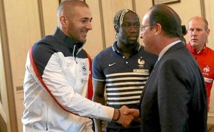 Hollande: "Los futbolistas deberían entrenar más el cerebro". Hollande: "Los futbolistas deberían entrenar más el cerebro".