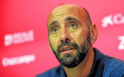 Monchi, en sala de prensa. Monchi, en sala de prensa.