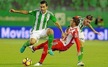 Petros, en un lance del partido ante el Espanyol. Petros, en un lance del partido ante el Espanyol.