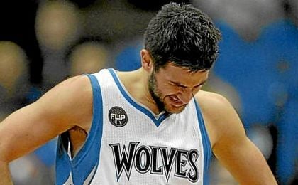 Ricky Rubia sufrió esguince en su codo derecho en el último partido ante Sacramento. Ricky Rubia sufrió esguince en su codo derecho en el último partido ante Sacramento.