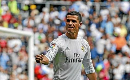 El conjunto blanco ha renovado también en las últimas semanas los contratos de Kroos, Lucas Vázquez, Modric y Bale. El conjunto blanco ha renovado también en las últimas semanas los contratos de Kroos, Lucas Vázquez, Modric y Bale.