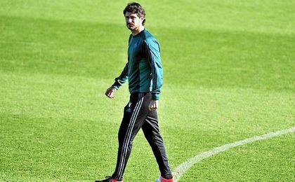 El debut de Víctor es el más precoz desde que Clemente suplió a Griguol en la 98/99 (J. 8). El debut de Víctor es el más precoz desde que Clemente suplió a Griguol en la 98/99 (J. 8).