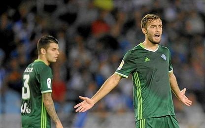 Pezzella, un fijo para todos los técnicos. Pezzella, un fijo para todos los técnicos.