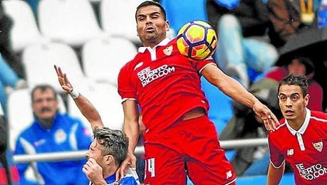 Mercado es una pieza clave para Sampaoli. Mercado es una pieza clave para Sampaoli.