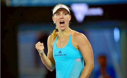 Kerber se acerca a Serena Williams, que mantiene el número uno una semana más Kerber se acerca a Serena Williams, que mantiene el número uno una semana más