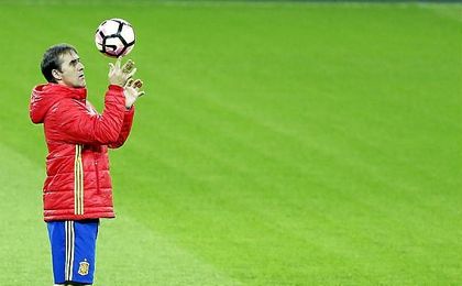 Lopetegui dice que Israel está solo a un punto, y que partido "no será fácil" Lopetegui dice que Israel está solo a un punto, y que partido "no será fácil"
